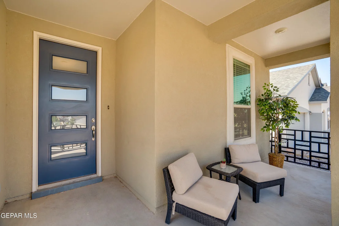 Photo of 7328 Glacier Drive