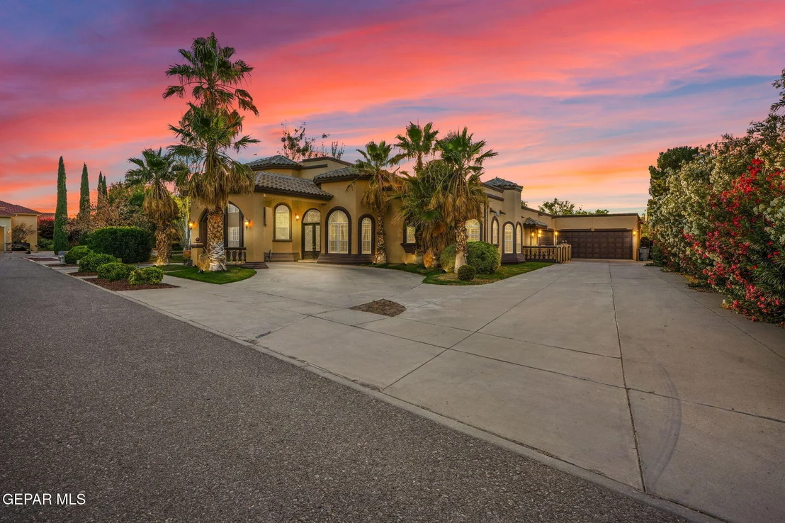Photo of 605 MEADOW WILLOW Drive