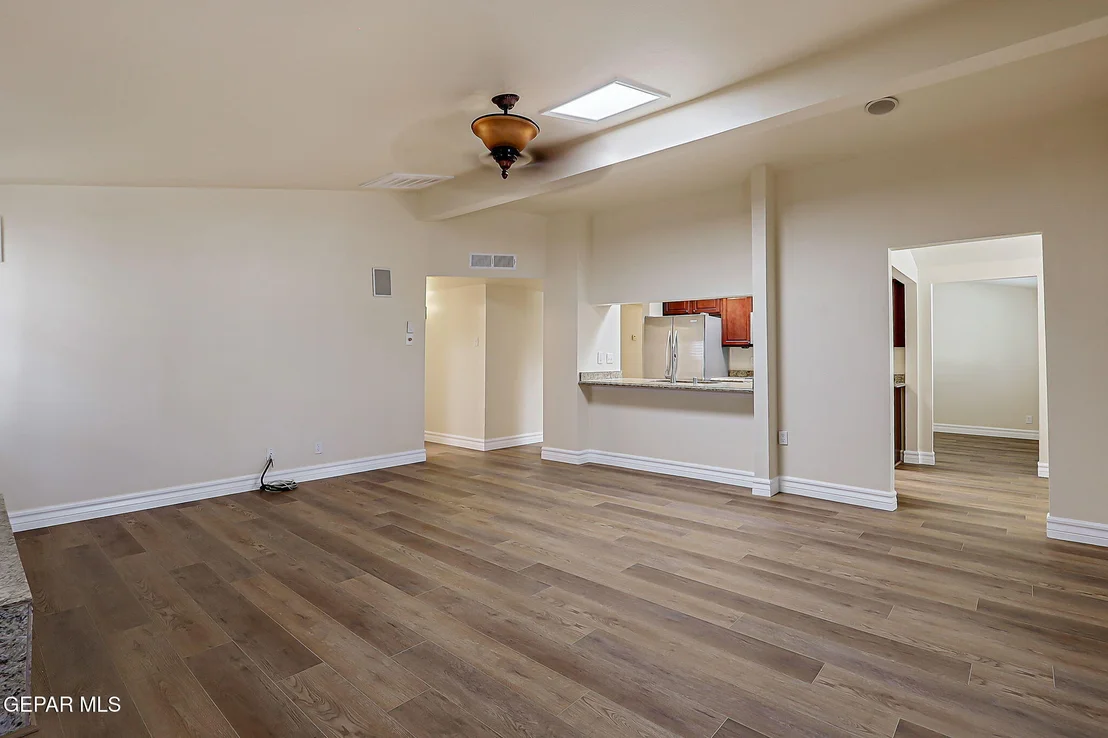 Photo of 10401 Springwood Drive