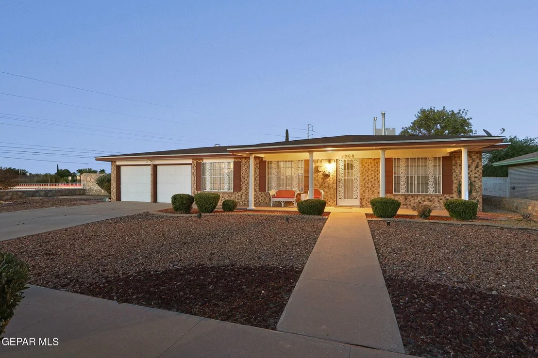 Photo of 1868 Tom Bolt Drive