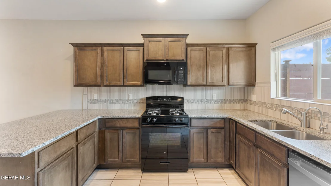 Photo of 965 PENRITH Street