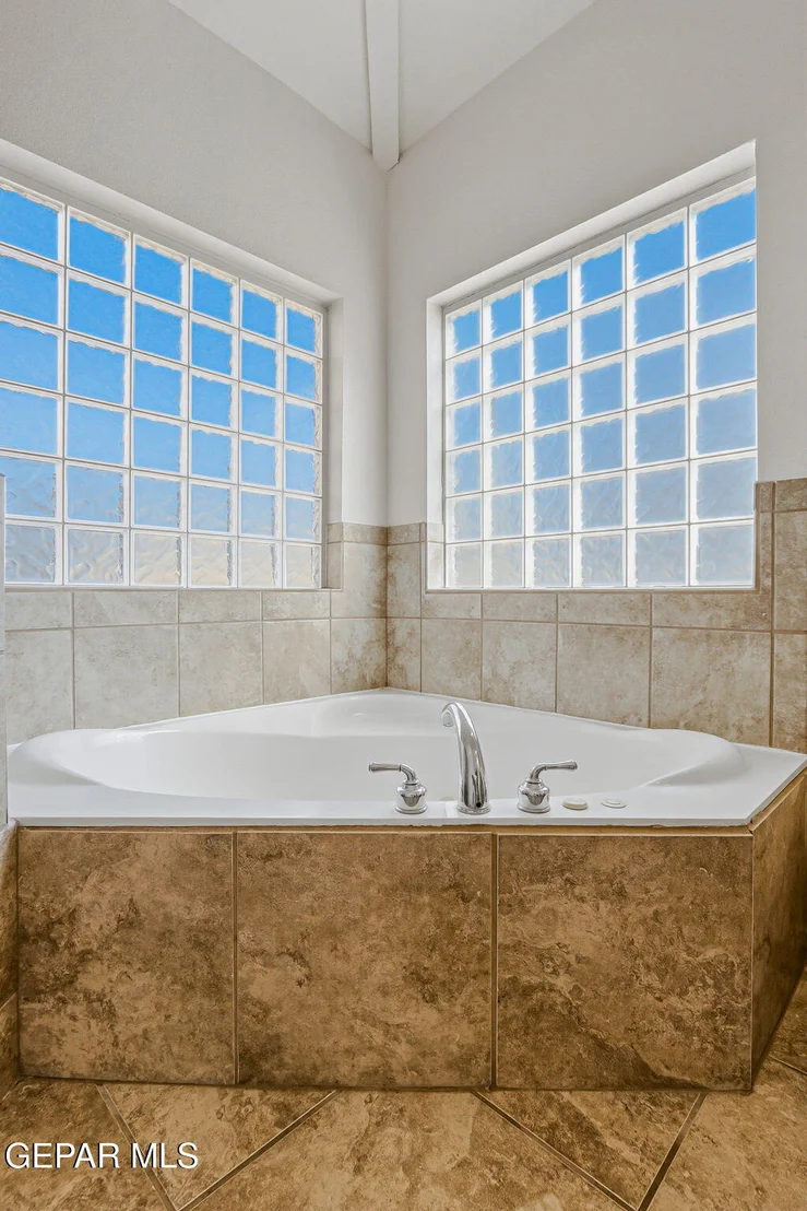 Photo of 10794 AARON Street