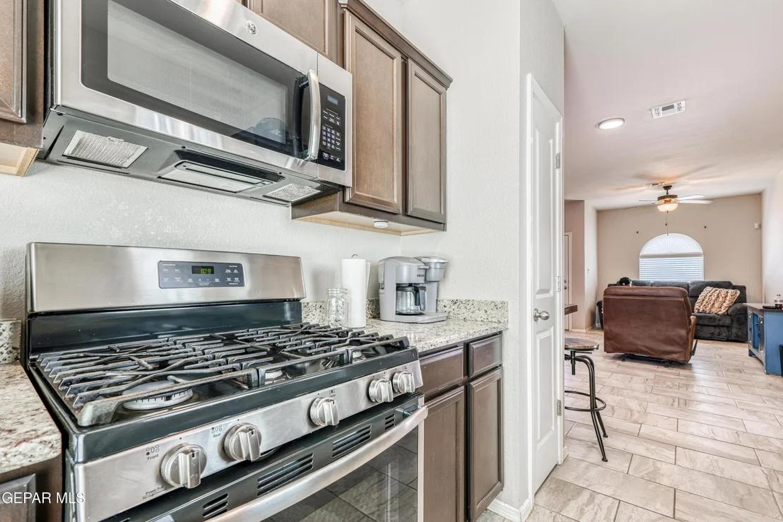 Photo of 13502 RED RIVER Road