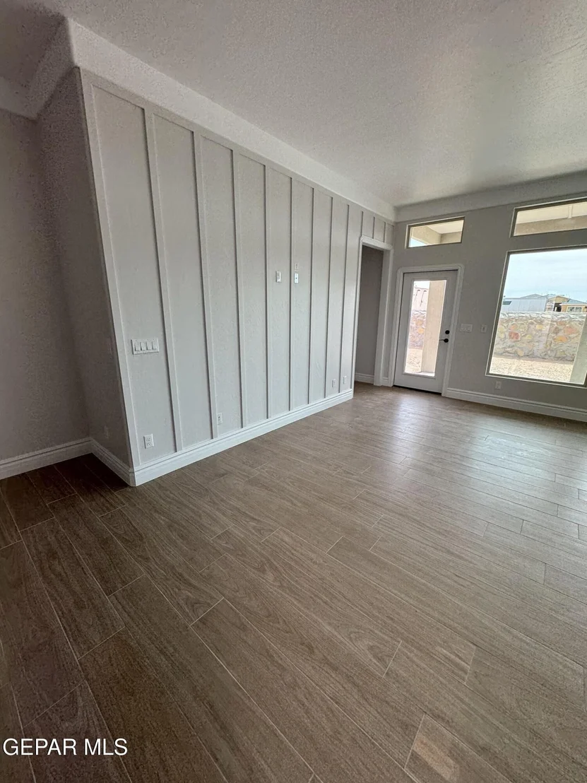 Photo of 15008 Composition Avenue