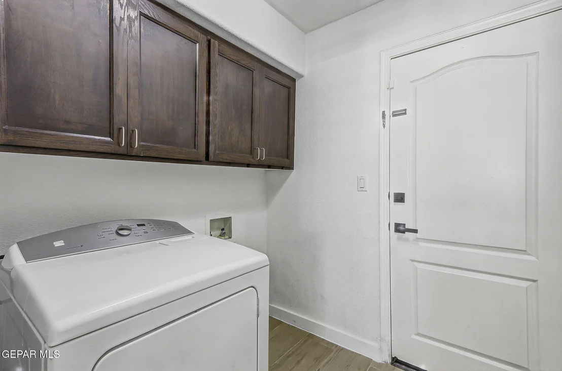 Photo of 6633 WIND RIDGE Drive