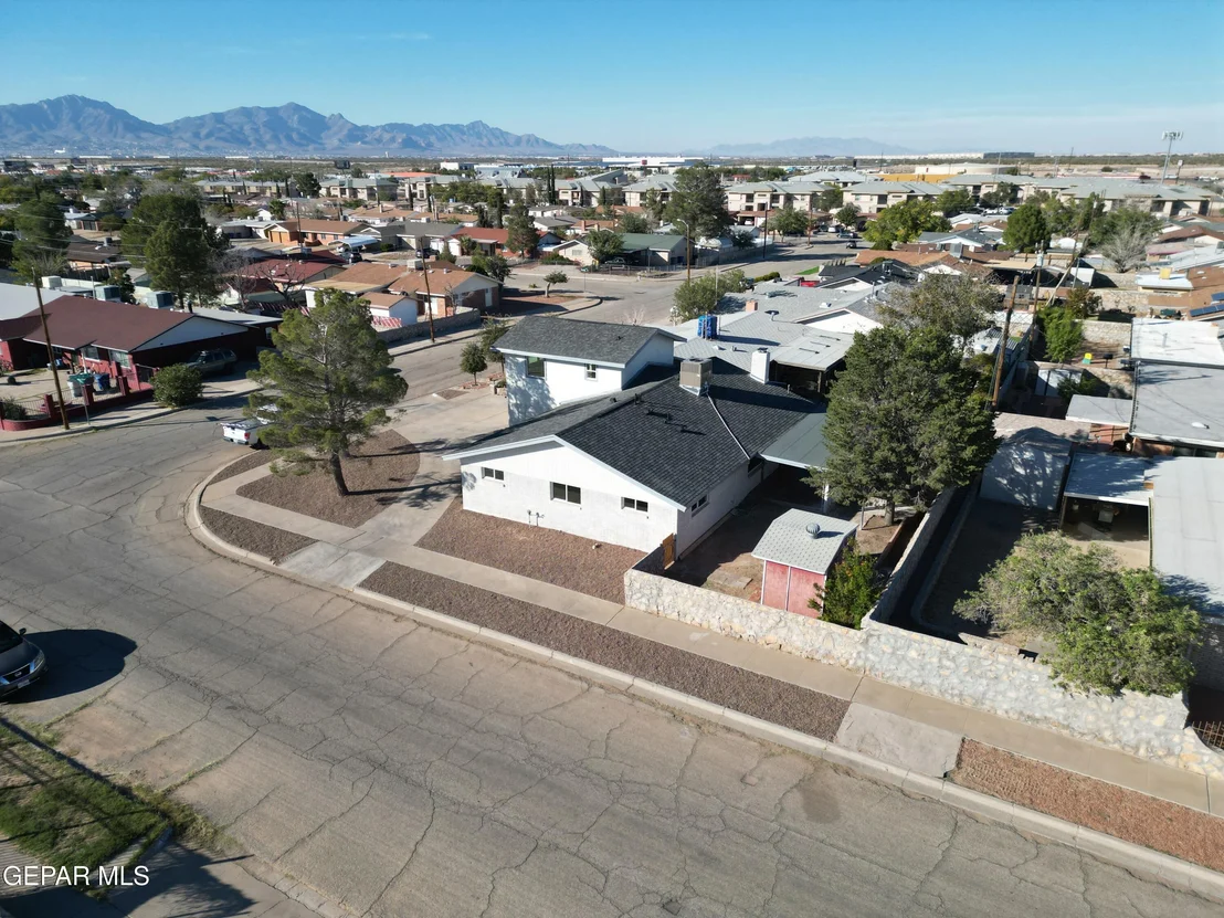 Photo of 10273 RENFREW Drive