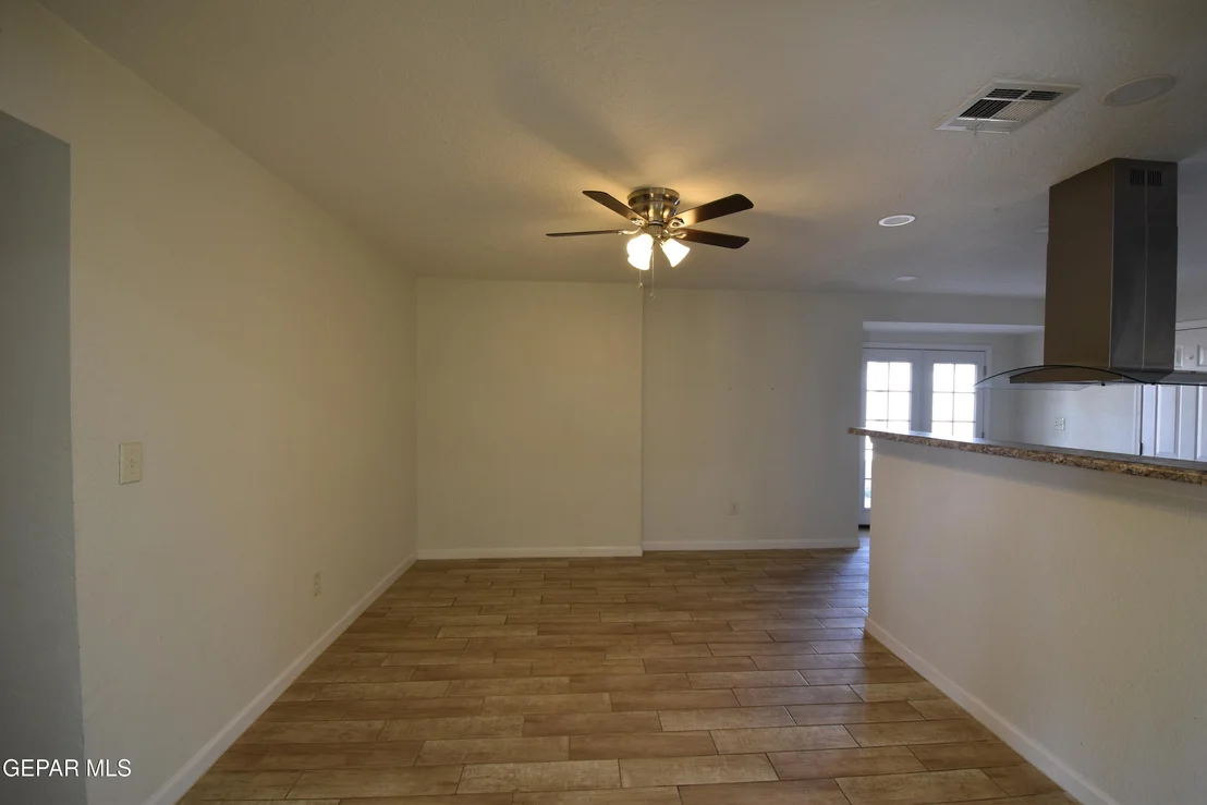 Photo of 10401 Centaur Drive