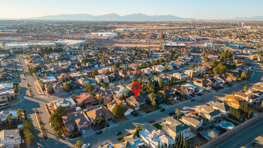 Photo of 2013 SHADOW RIDGE Drive