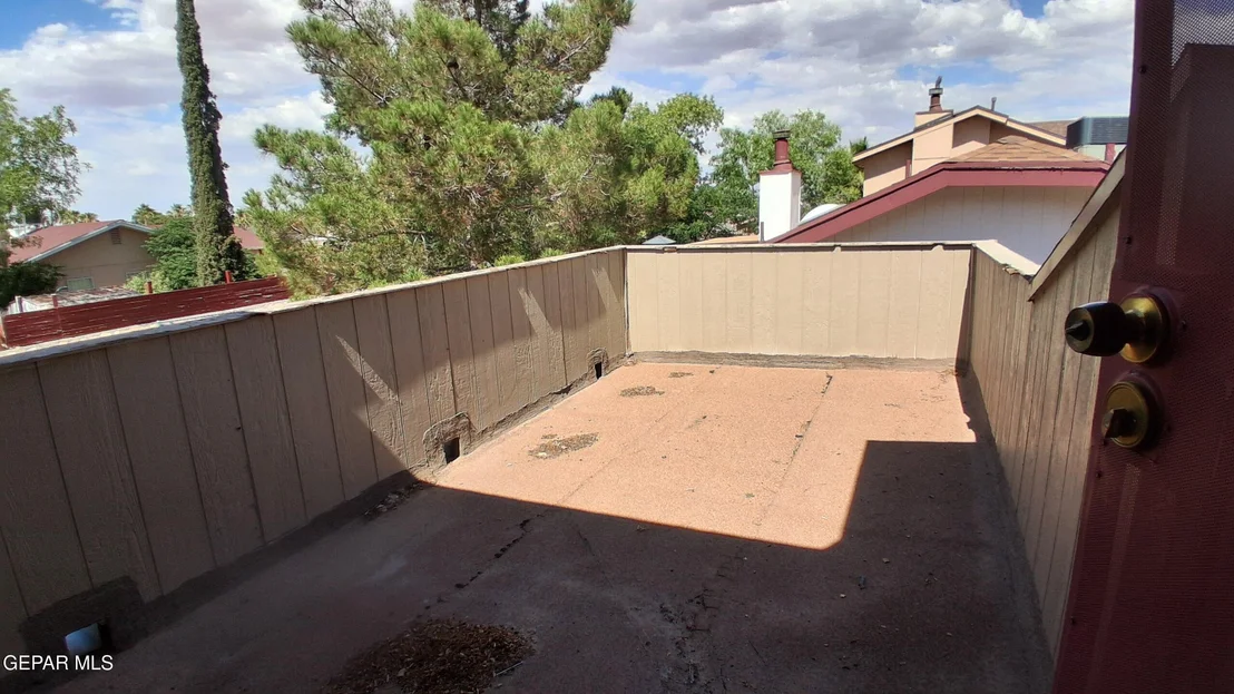 Photo of 11663 CLEAR LAKE Circle