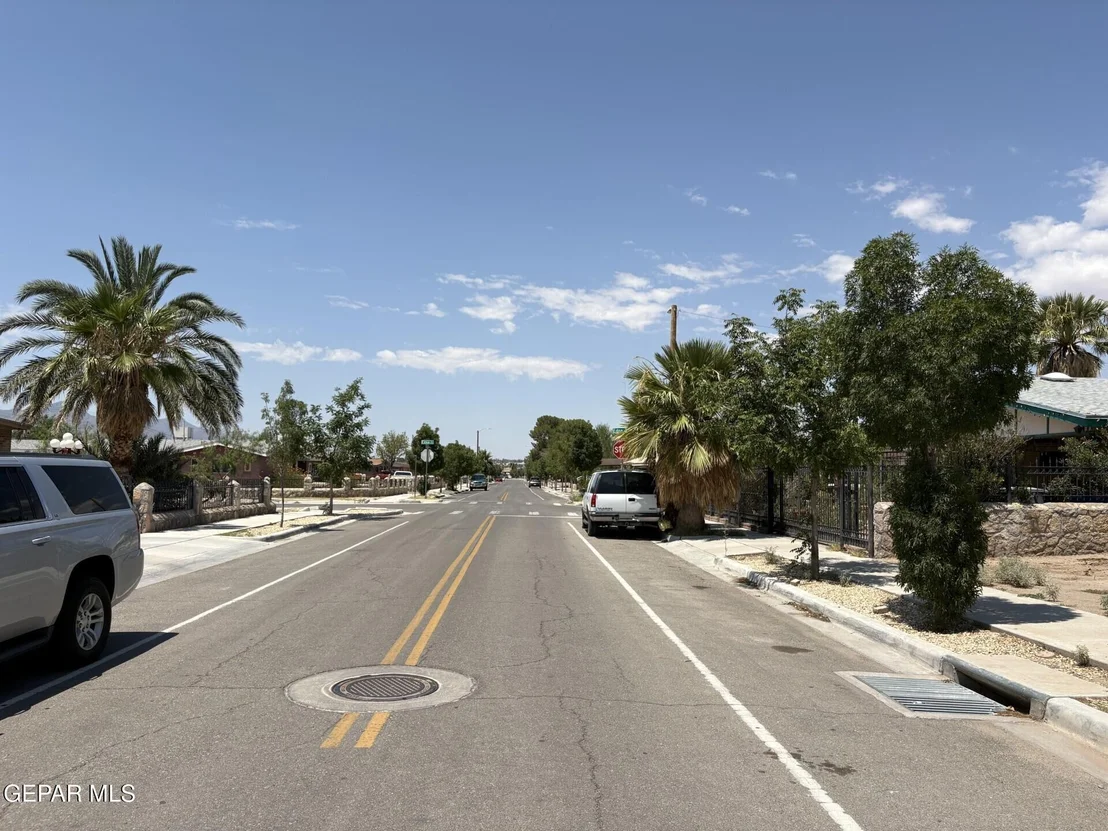 Photo of 604 ENCINO Drive