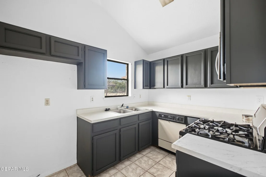 Photo of 11421 LONE WOLF Circle