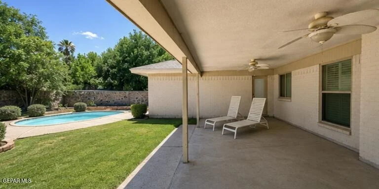Photo of 707 W SUNSET Road