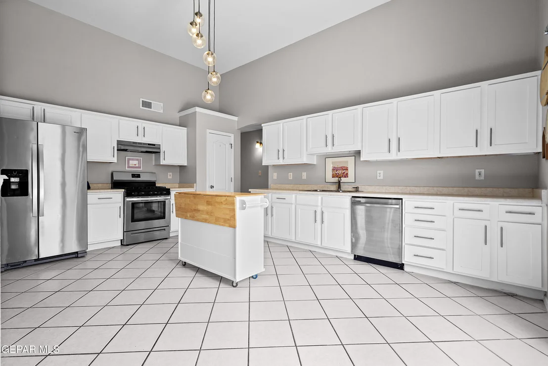 Photo of 12636 SUN TRAIL Drive