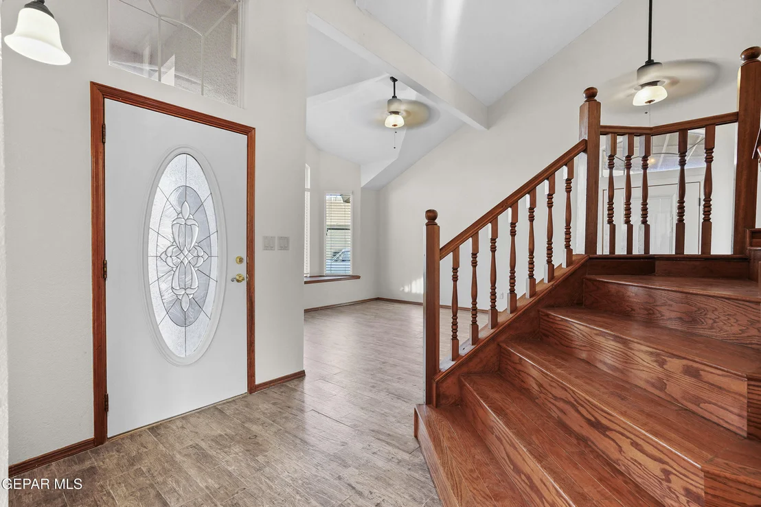 Photo of 3085 KINGS CROWN Place