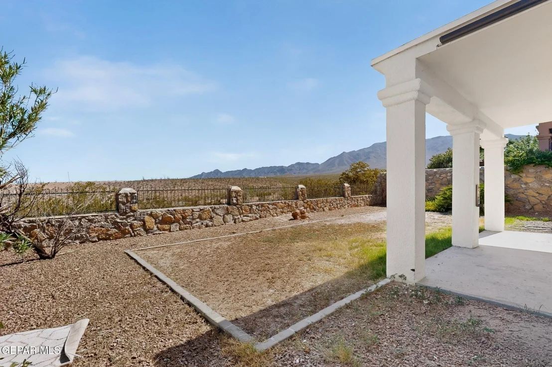Photo of 6633 Cabana Del Sol Drive