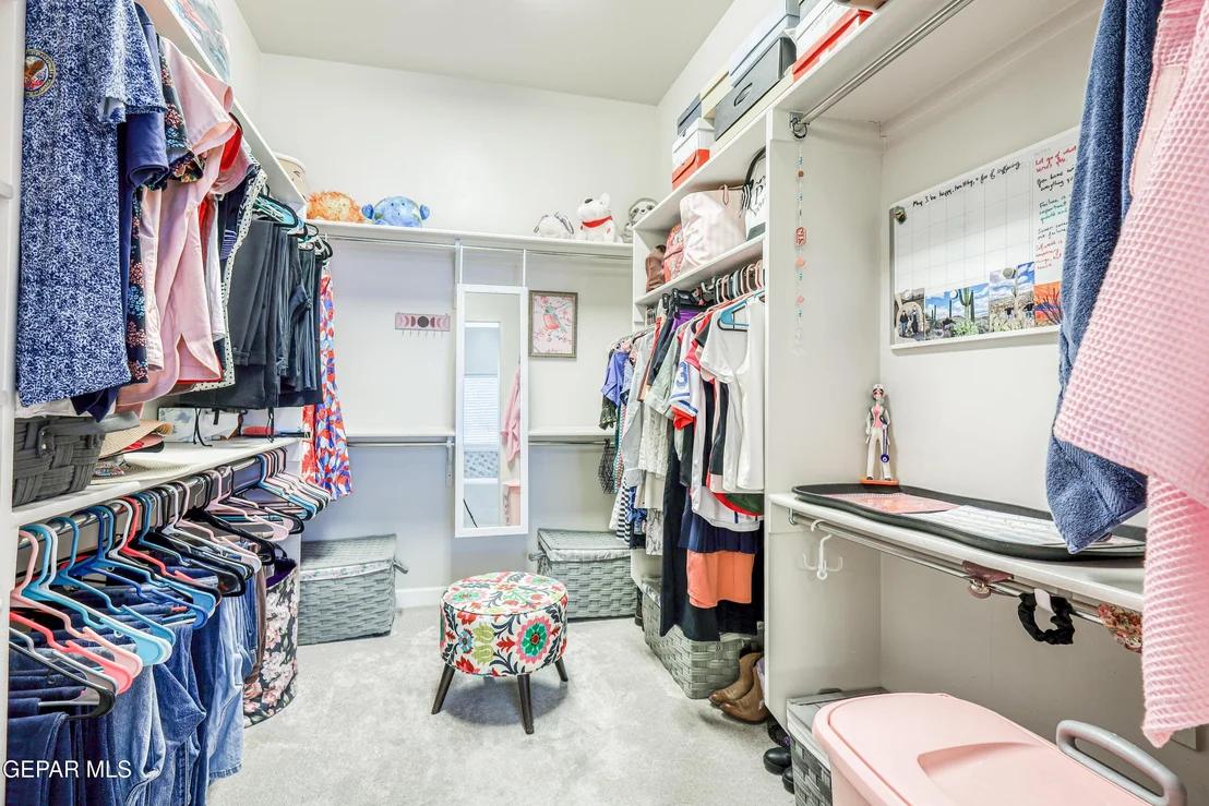 Photo of 5892 VALLE SONAR Avenue