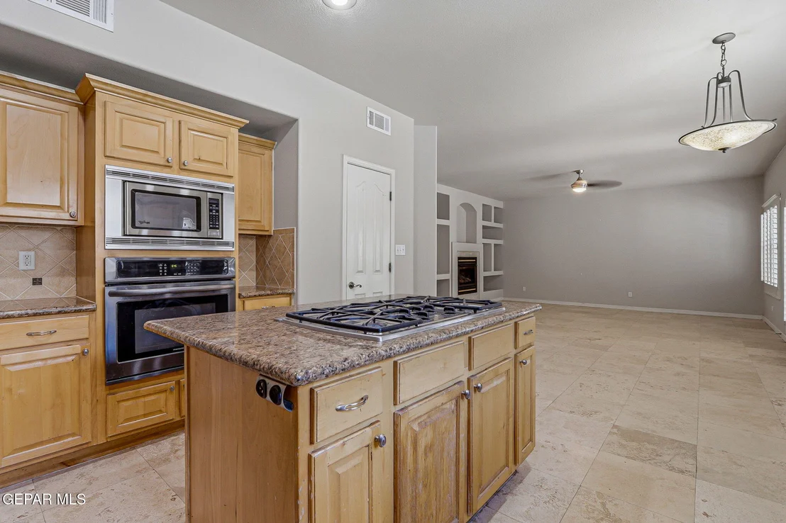 Photo of 6313 FRANKLIN BLUFF Drive