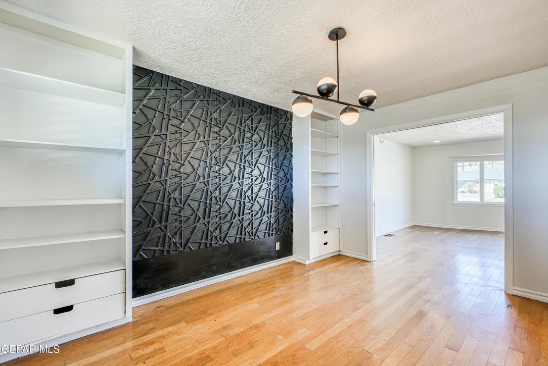 Photo of 6253 WESTWIND Drive