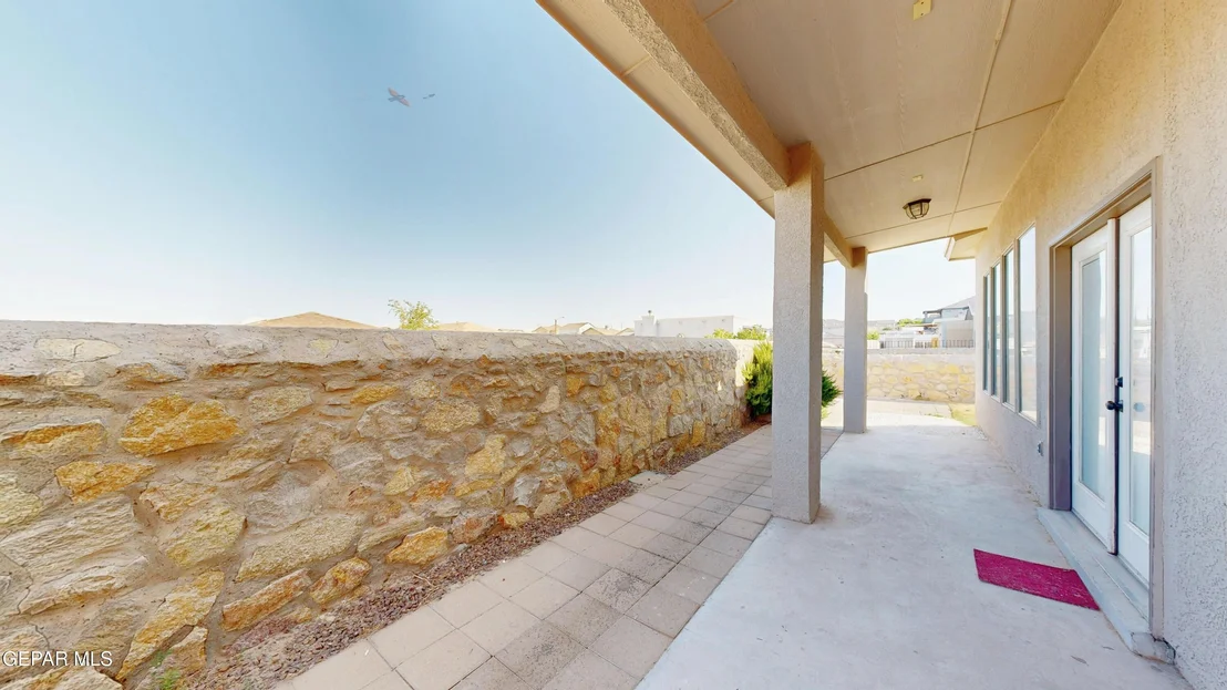 Photo of 301 S MANZANITA Drive