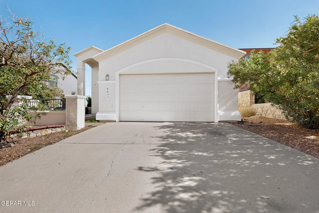 Photo of 6633 Cabana Del Sol Drive