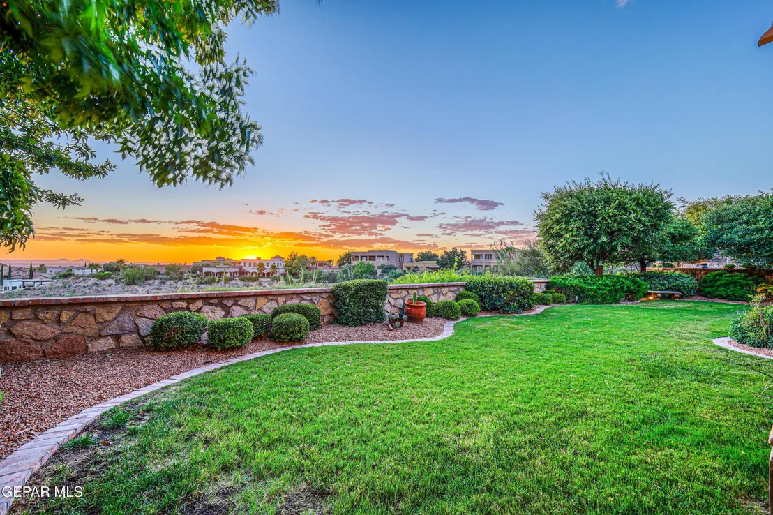 Photo of 6309 VIA SERENA Drive