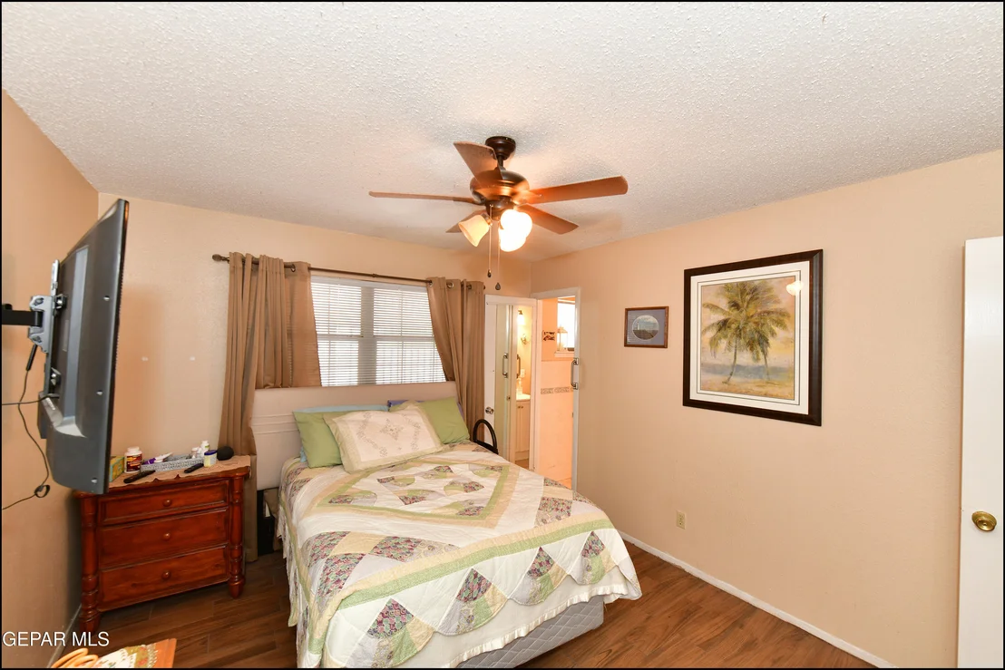 Photo of 10725 SAIGON Drive