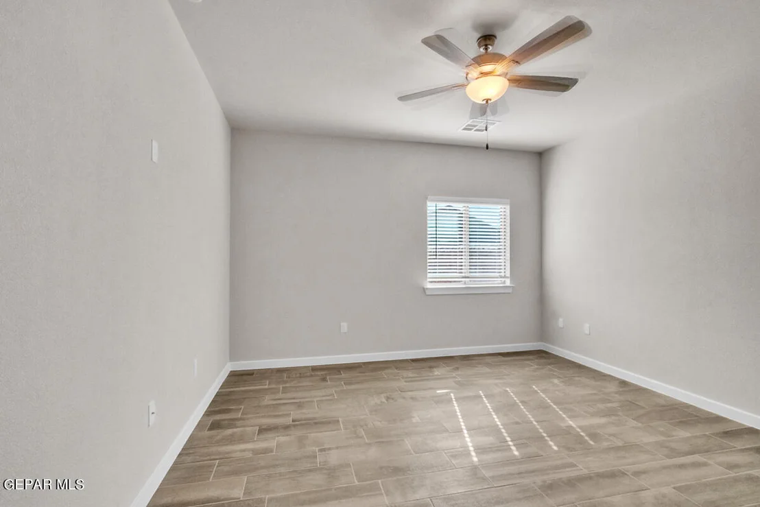 Photo of 15216 Concentrate Avenue