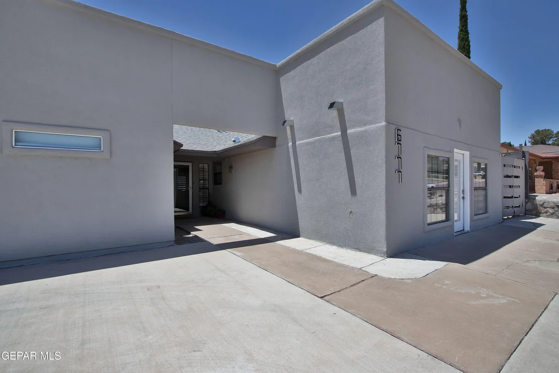 Photo of 6777 Villa Hermosa Drive
