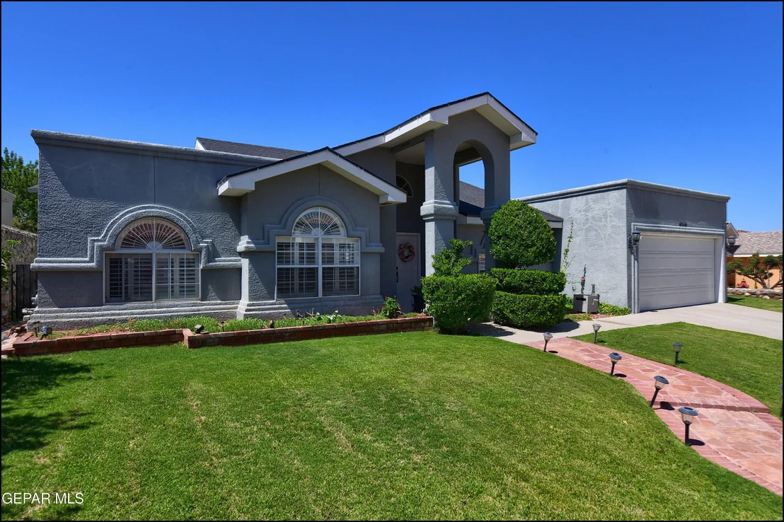 Photo of 6516 Isla del Rey Drive