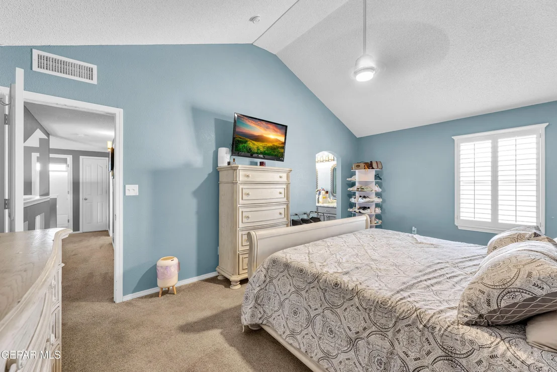 Photo of 427 Winter Spring Place