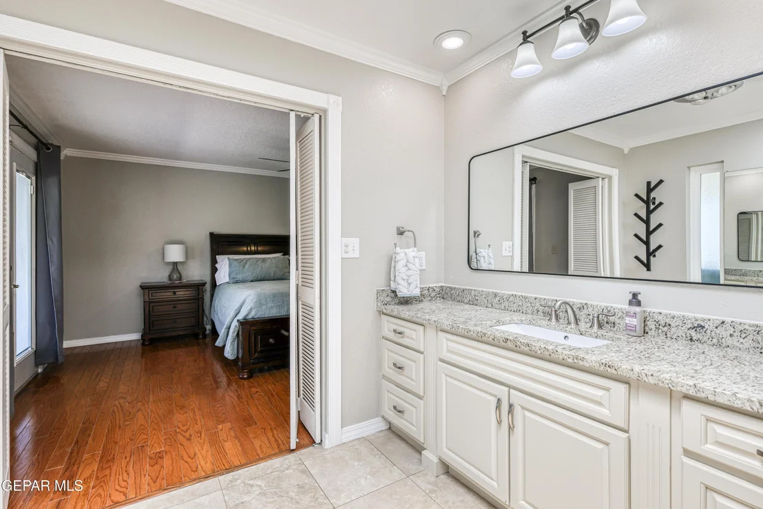 Photo of 10528 Ashridge Drive