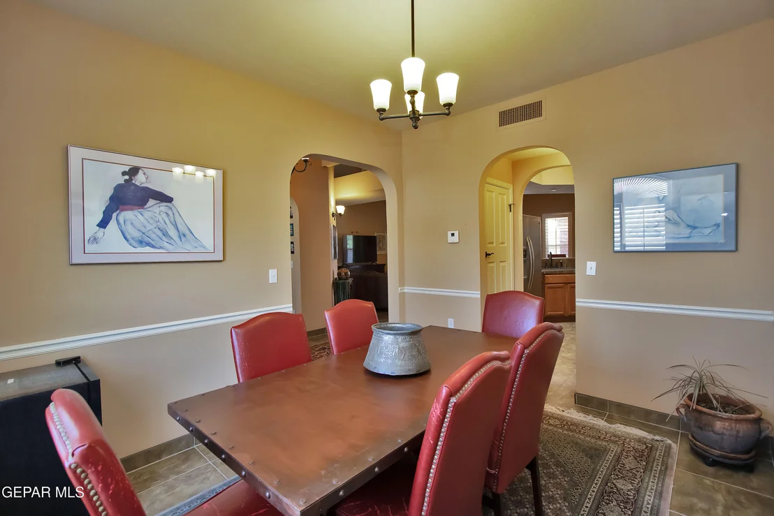 Photo of 920 TYLER SETH Avenue