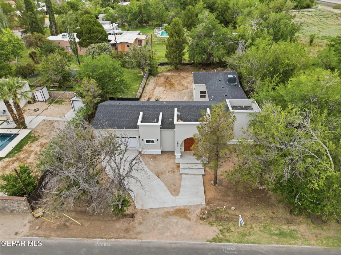 Photo of 115 BIRD Avenue