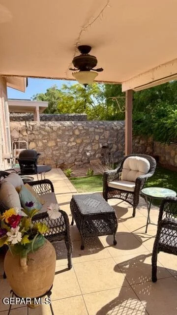 Photo of 2219 KING JAMES Place