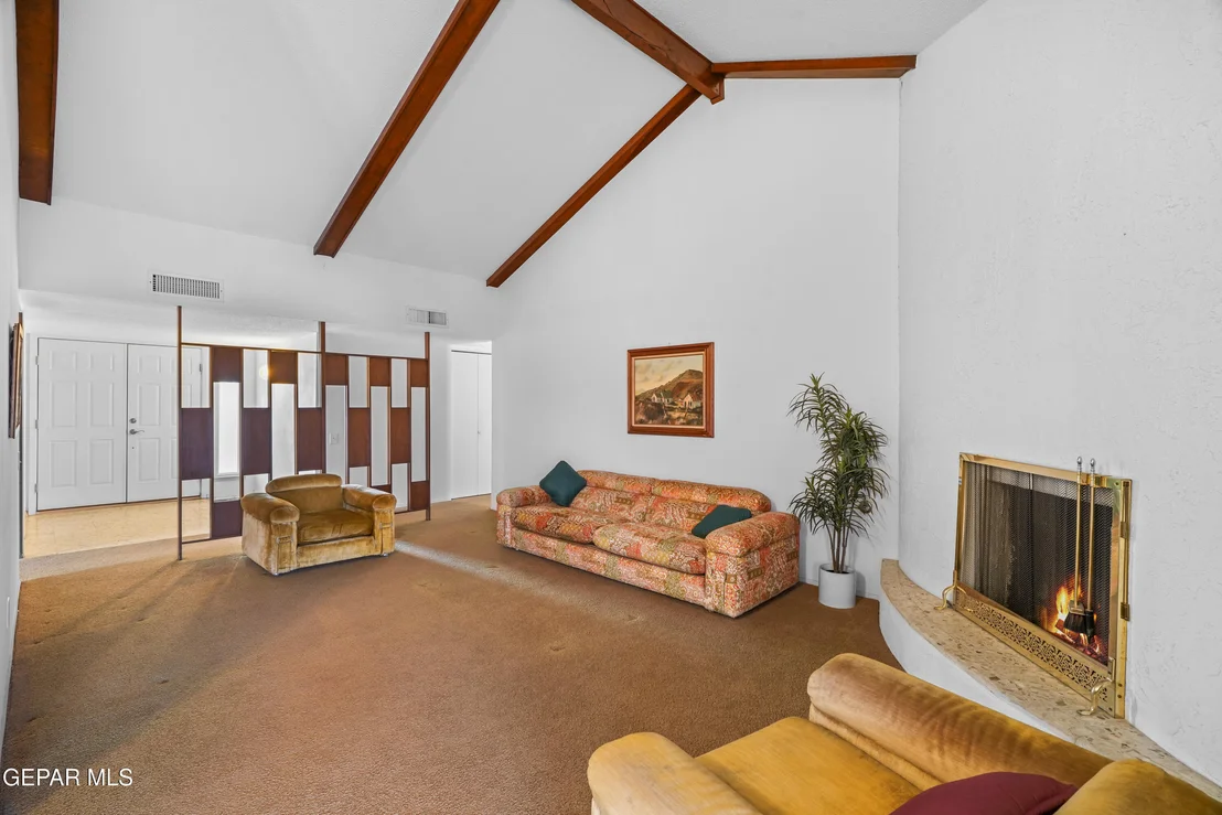 Photo of 1417 MONTE NEGRO Drive
