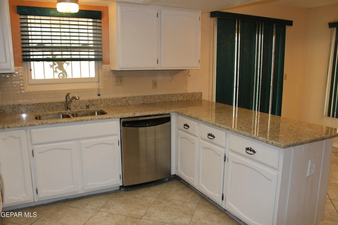 Photo of 11613 SHEILA Drive