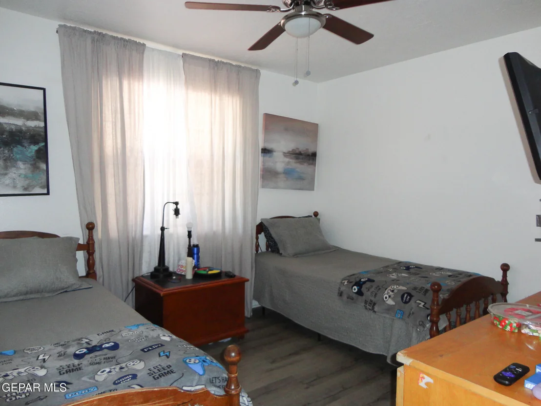 Photo of 624 DE LEON Drive