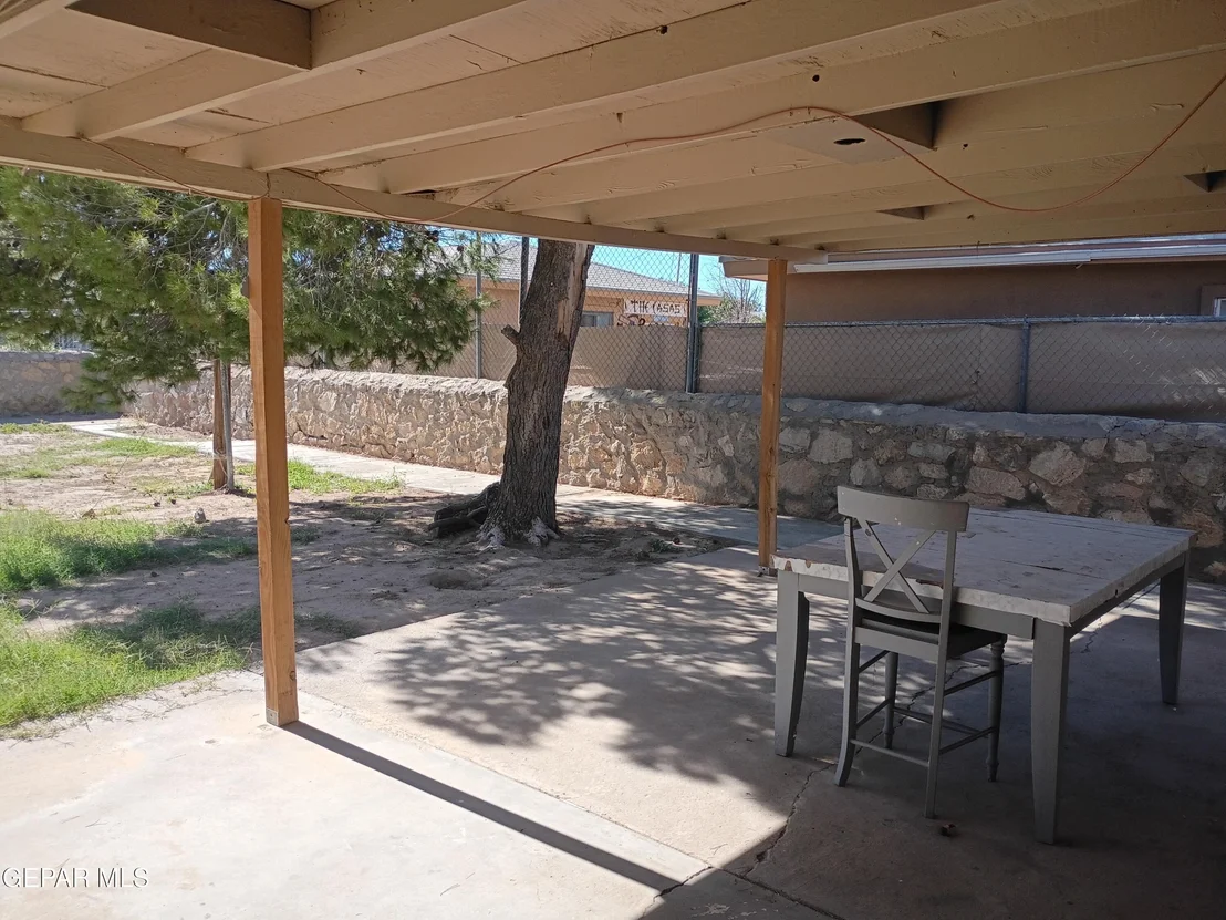 Photo of 8108 LA PALOMA Circle