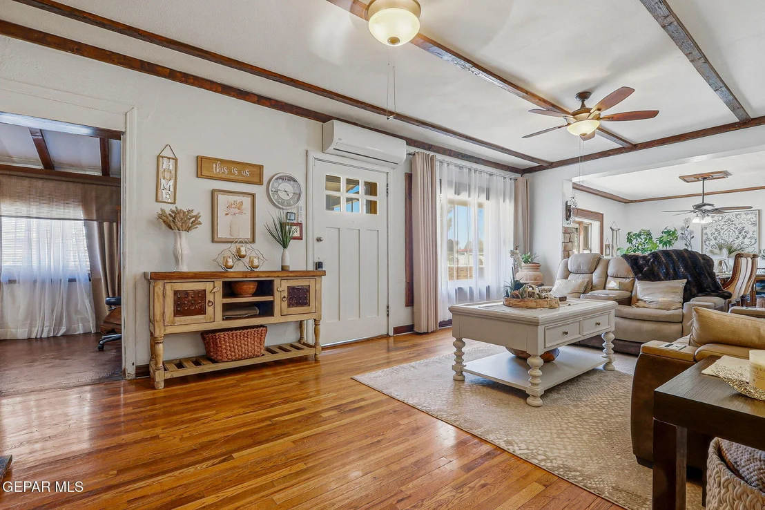 Photo of 146 CROOM Road