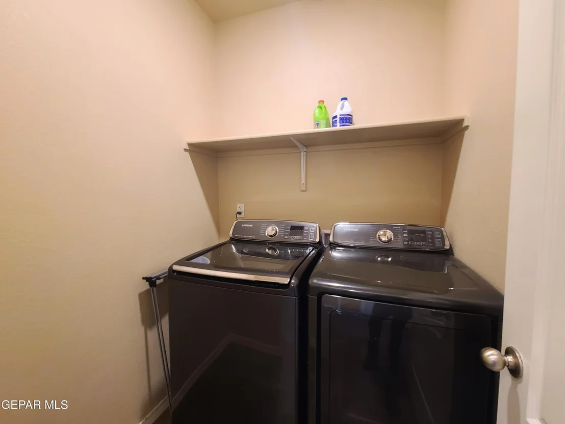 Photo of 7421 EAGLE VISTA Drive