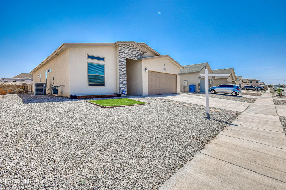 Photo of 11332 Hidalgo Drive