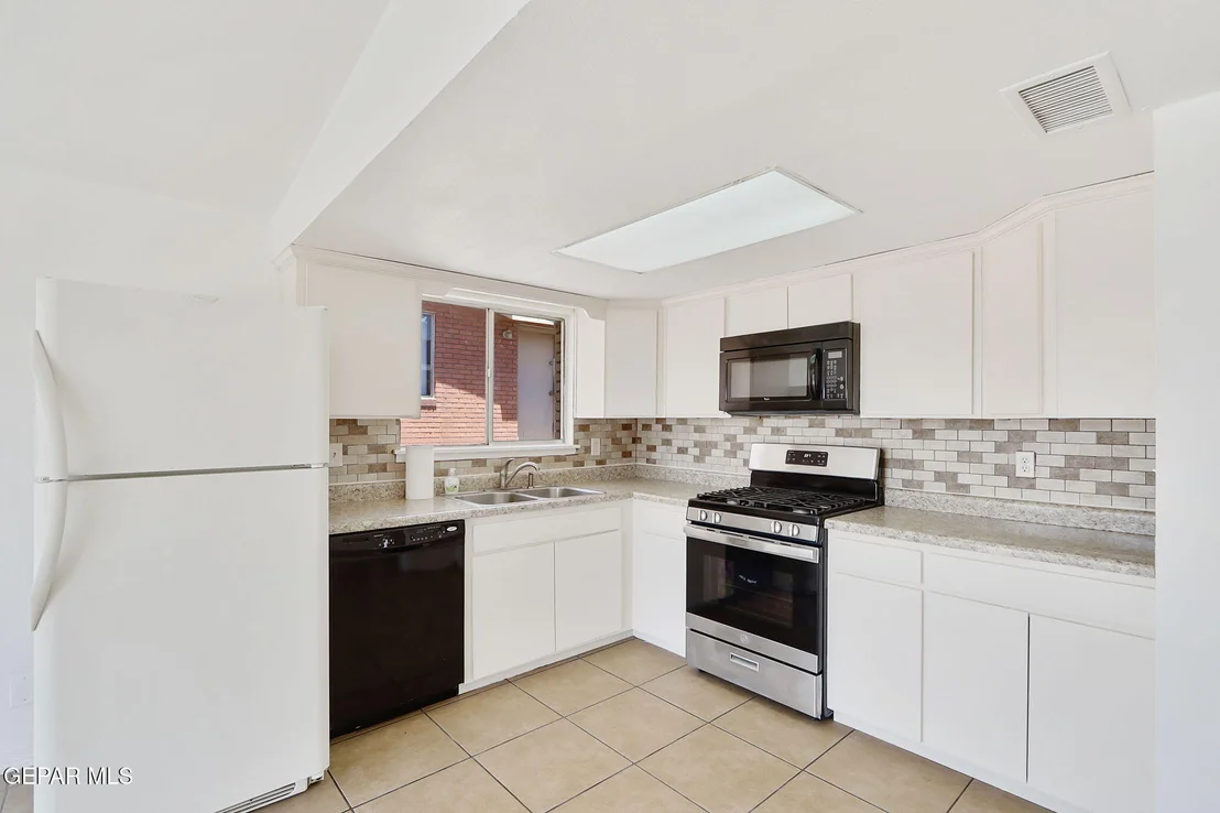 Photo of 241 MARDI GRAS Drive
