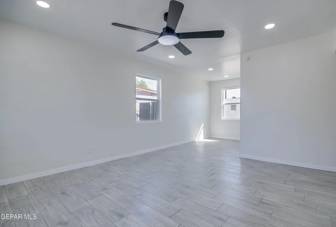Photo of 812 SANTA BARBARA Drive