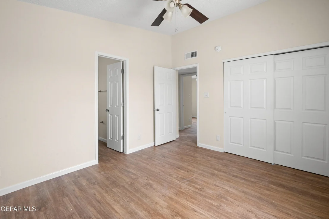 Photo of 10967 STONEBRIDGE Drive