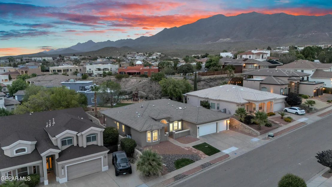 Photo of 6337 FRANKLIN RED Drive