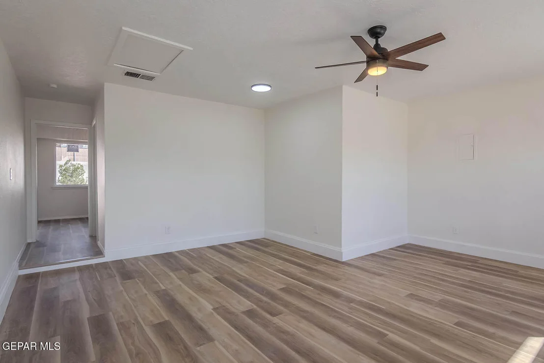 Photo of 2820 BEACHCOMBER Drive
