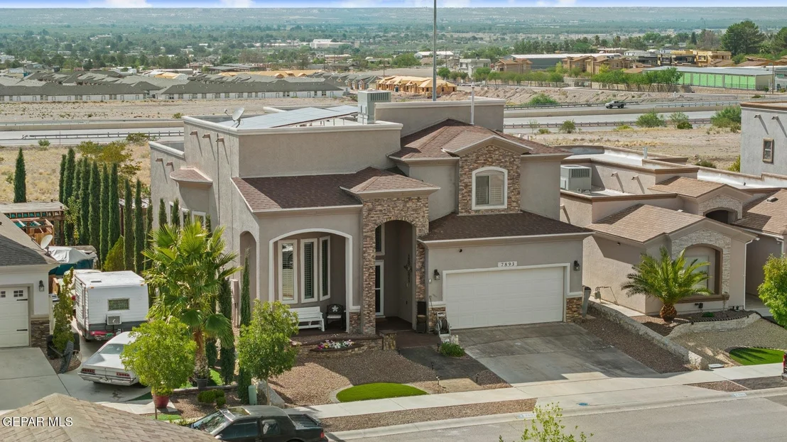 Photo of 7893 Enchanted View Drive