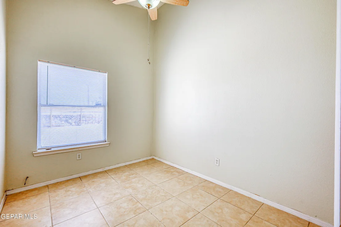 Photo of 665 Orchid Drive