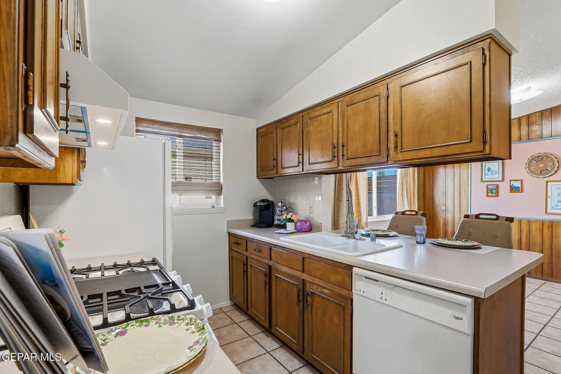 Photo of 2232 VILLA PLATA Drive