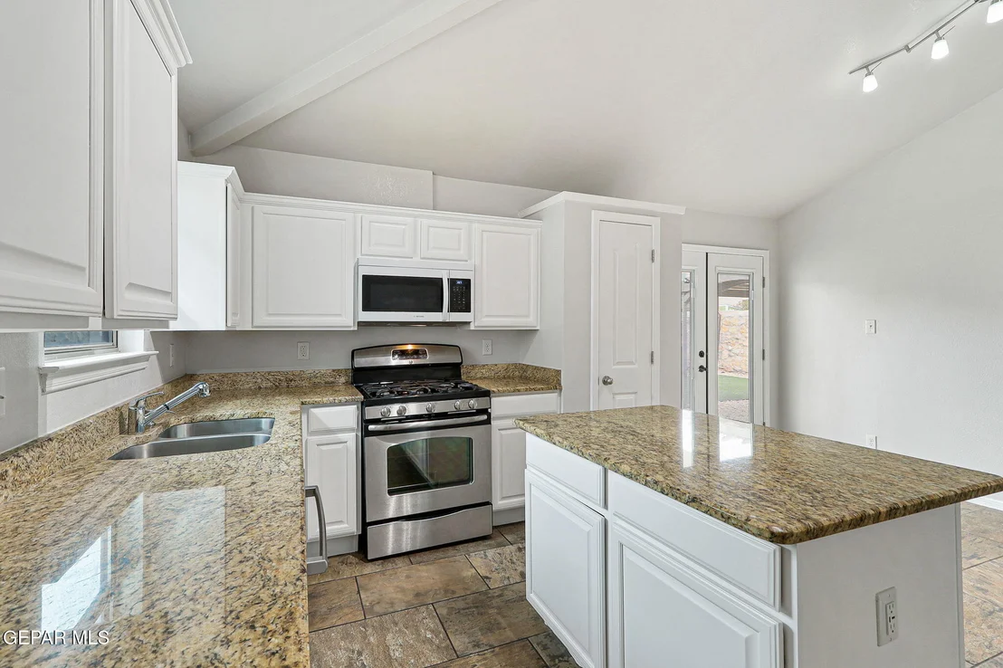 Photo of 4945 SILVER RANCH Avenue